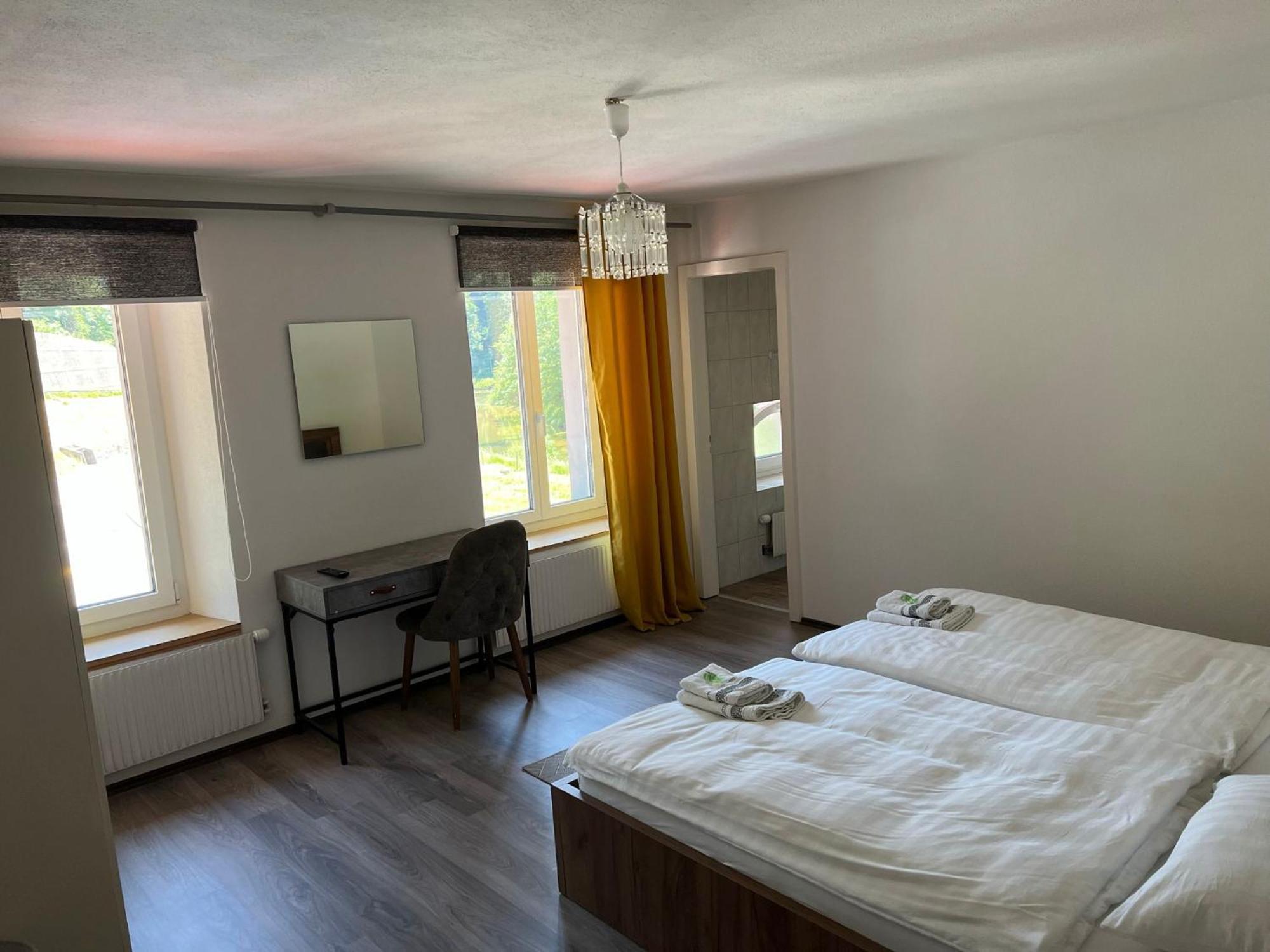Hotel Restaurant Du Moulin Fleurier Zewnętrze zdjęcie